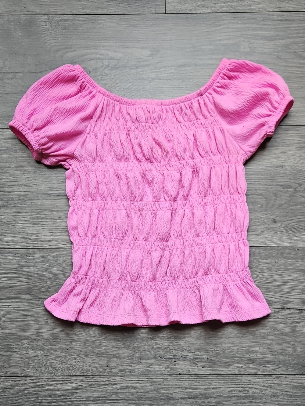 3/$6 Btween Girls Puff Sleeve Smocked Top Size 10 - Pink